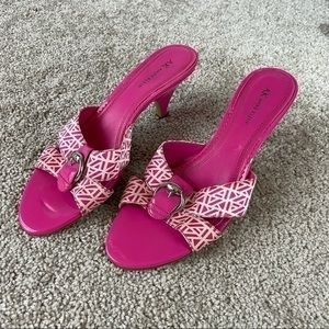 Ann Klein Size 10 Kitten Heel Sandals